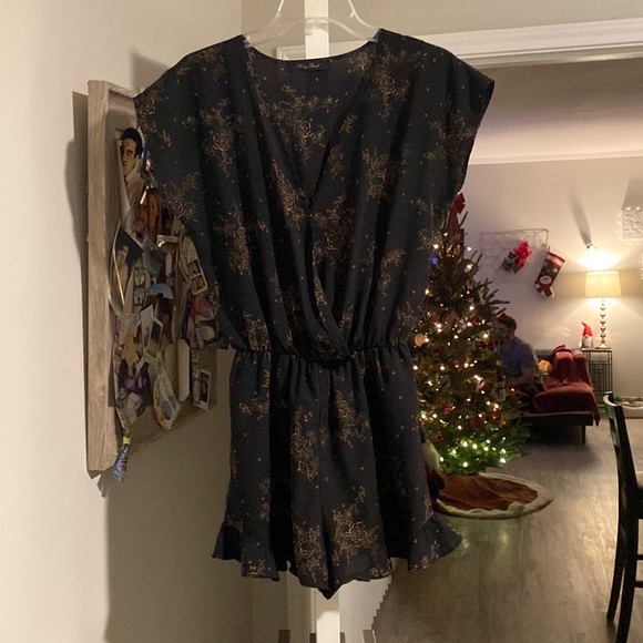 Honey Punch Pants - Ruffled romper